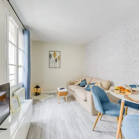 Duplex I Parking Offert I Rer 3Min I Paris 15Min Lägenhet