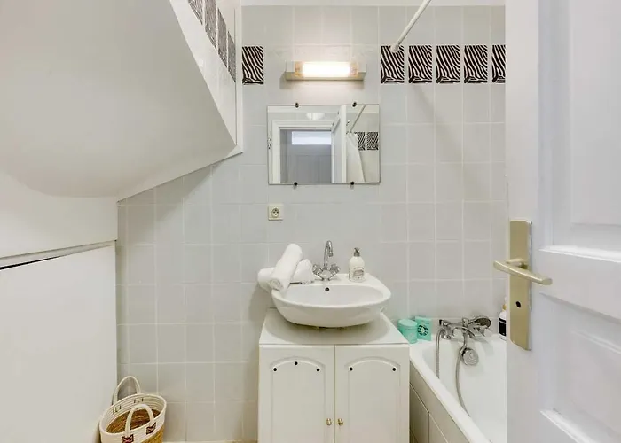 Duplex Cosy I Parking Gratuit I Rer 3min I Paris 15min Appartamento *