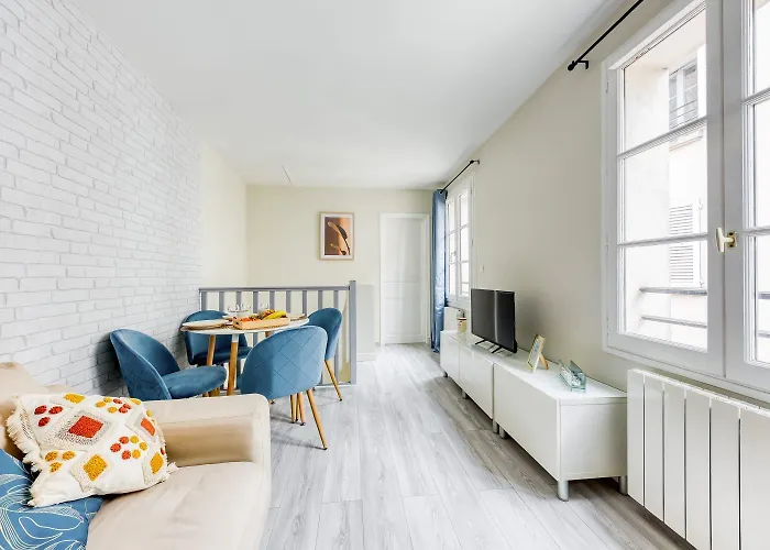 Duplex Cosy I Parking Gratuit I Rer 3min I Paris 15min Appartamento